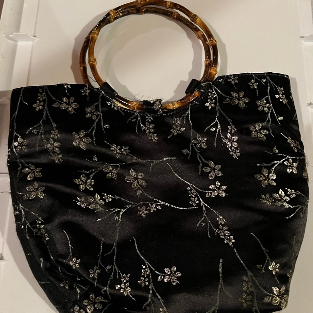 Purse - Picture 2 of 3